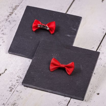 10 stuks. Strikken uit stof 4 x 2 cm - rood