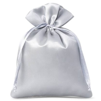 10 stuks Satijnen zakjes 10 x 13 cm - zilver
